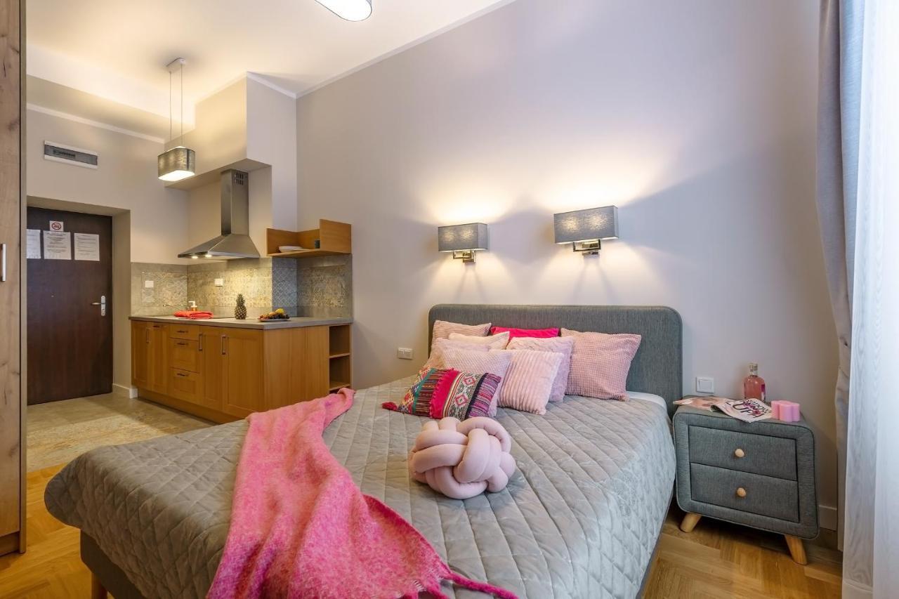 Centre Apartments-Old Town Красков Стая снимка